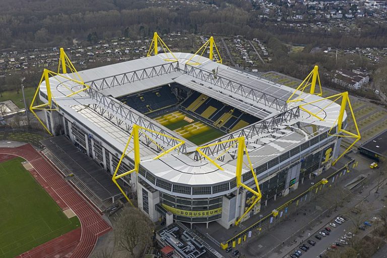 BVB Stadion Dortmund Seating Capacity, Fixtures & FAQs